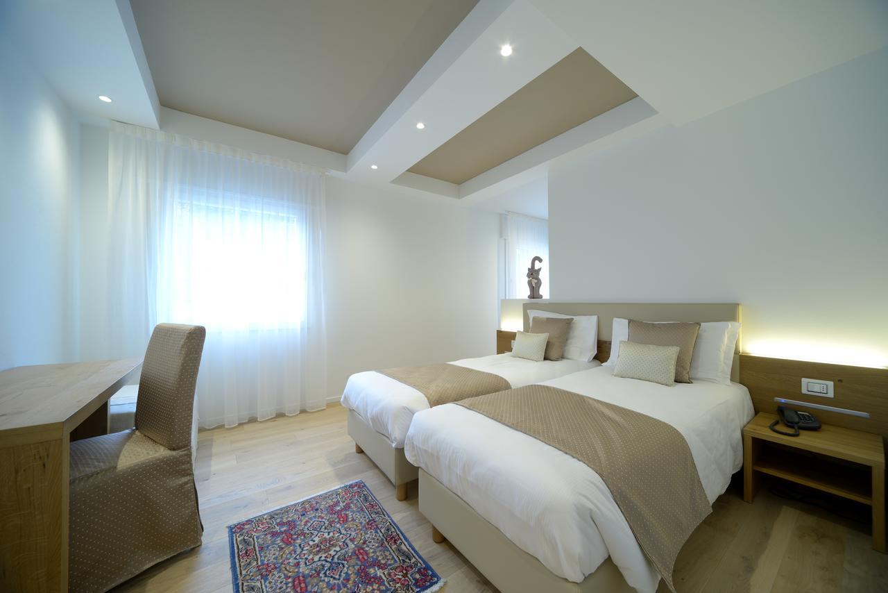 Hotel Ristorante Da Tullio Tarzo ภายนอก รูปภาพ